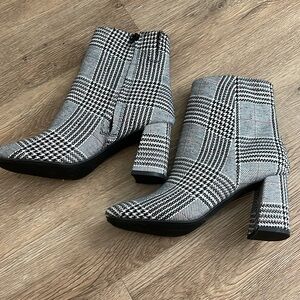 Grey plaid booties